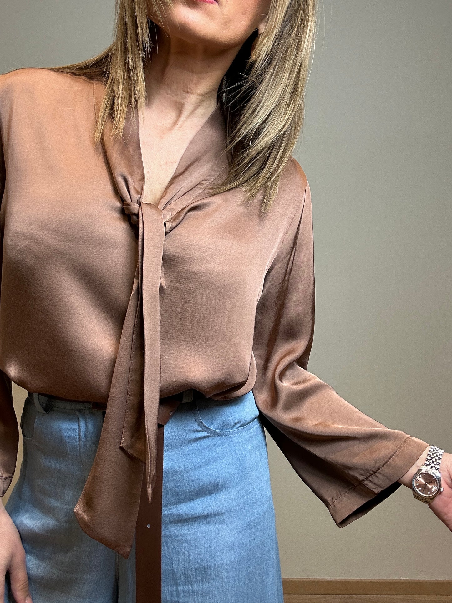 Blusa con nodo moca