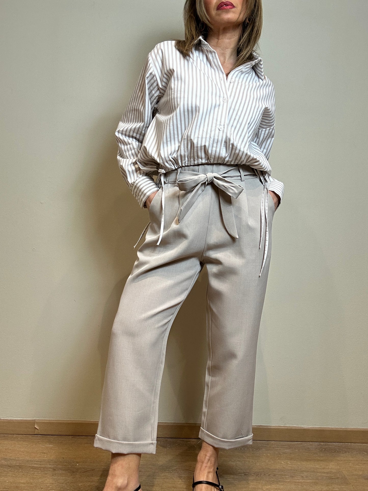 Pantaloni con fiocco