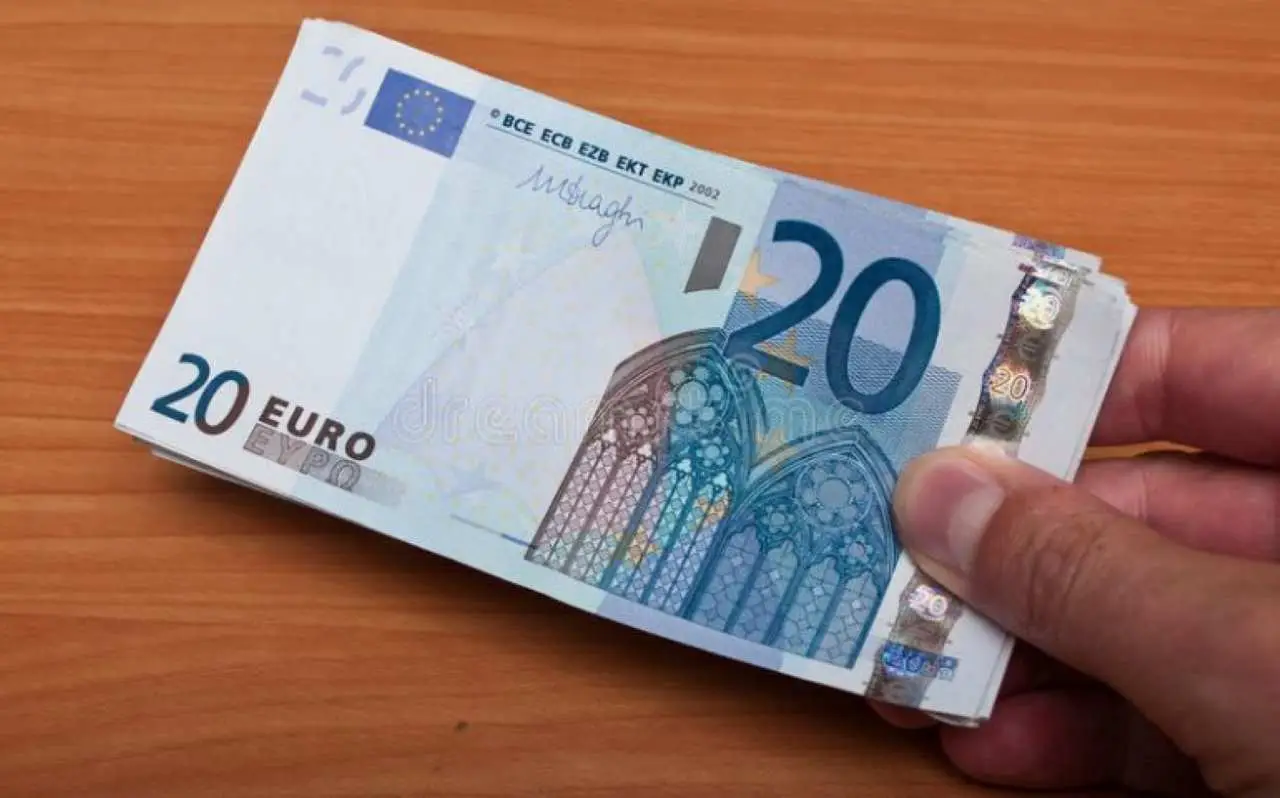 Il trucco per avere 20 euro in più al mese sul conto Il trucco per avere 20 euro in più al mese sul conto