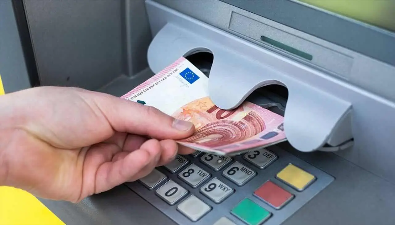 Bancomat fuori servizio: come prelevare rapidamente in caso di emergenza