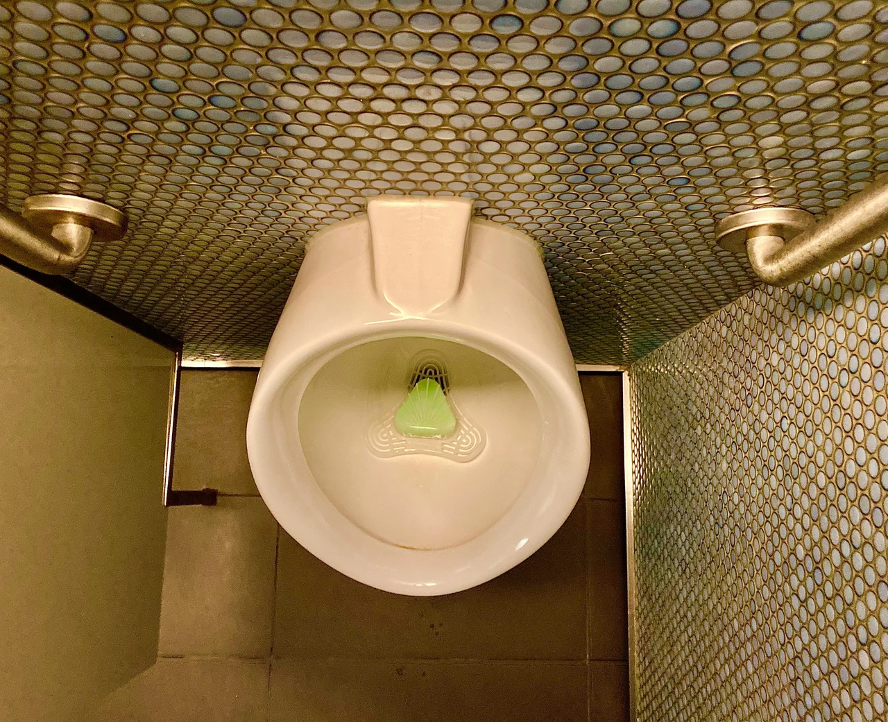 Bagno sempre profumato anche senza diffusori: il metodo semplice e duraturo Bagno sempre profumato anche senza diffusori: il metodo semplice e duraturo