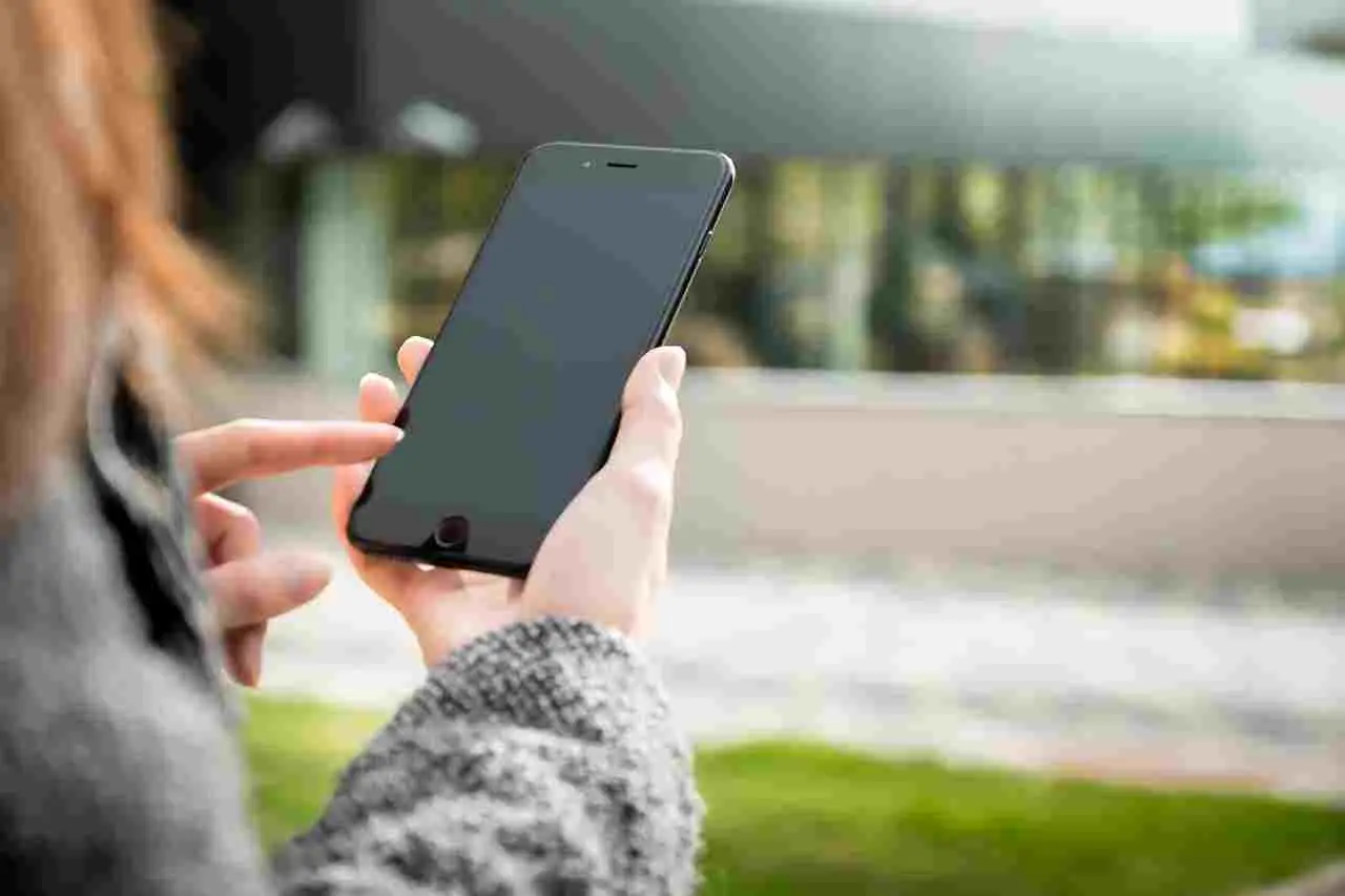 Bonus smartphone 2025: a chi spetta e come richiederlo subito Bonus smartphone 2025: a chi spetta e come richiederlo subito