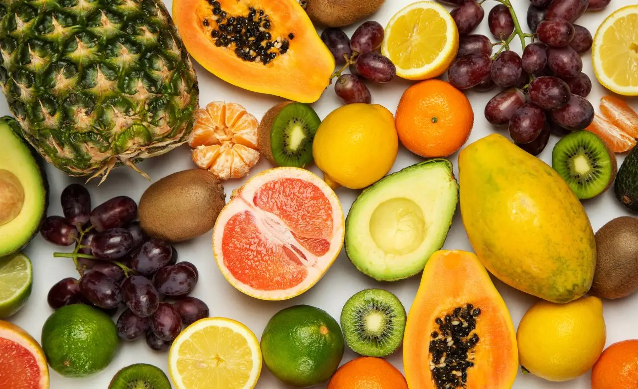 Questo frutto tropicale aiuta fegato e intestino: ecco qual è Questo frutto tropicale aiuta fegato e intestino: ecco qual è