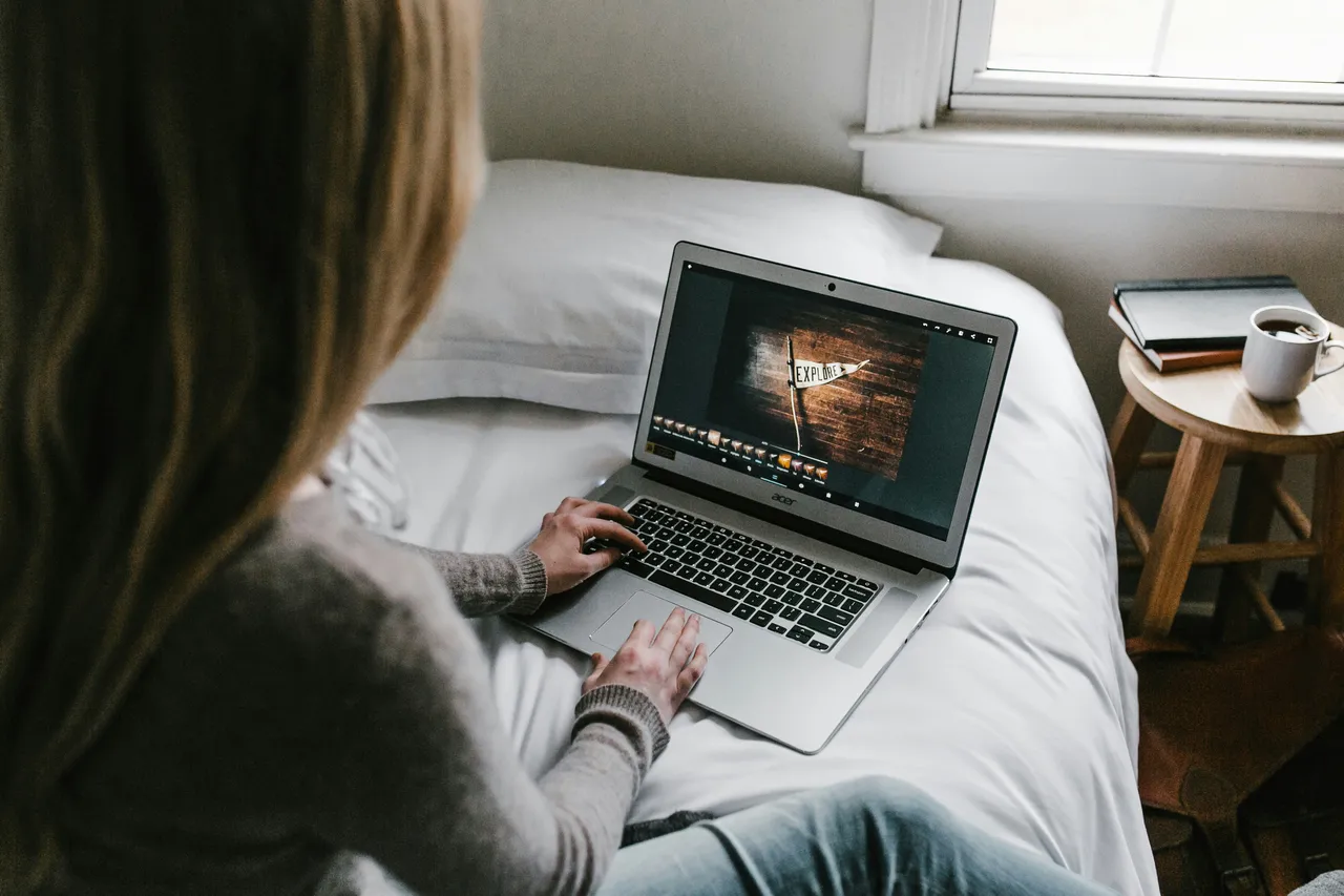 Sai chi può vedere le tue foto online? Ecco le azioni immediate da fare ora Sai chi può vedere le tue foto online? Ecco le azioni immediate da fare ora