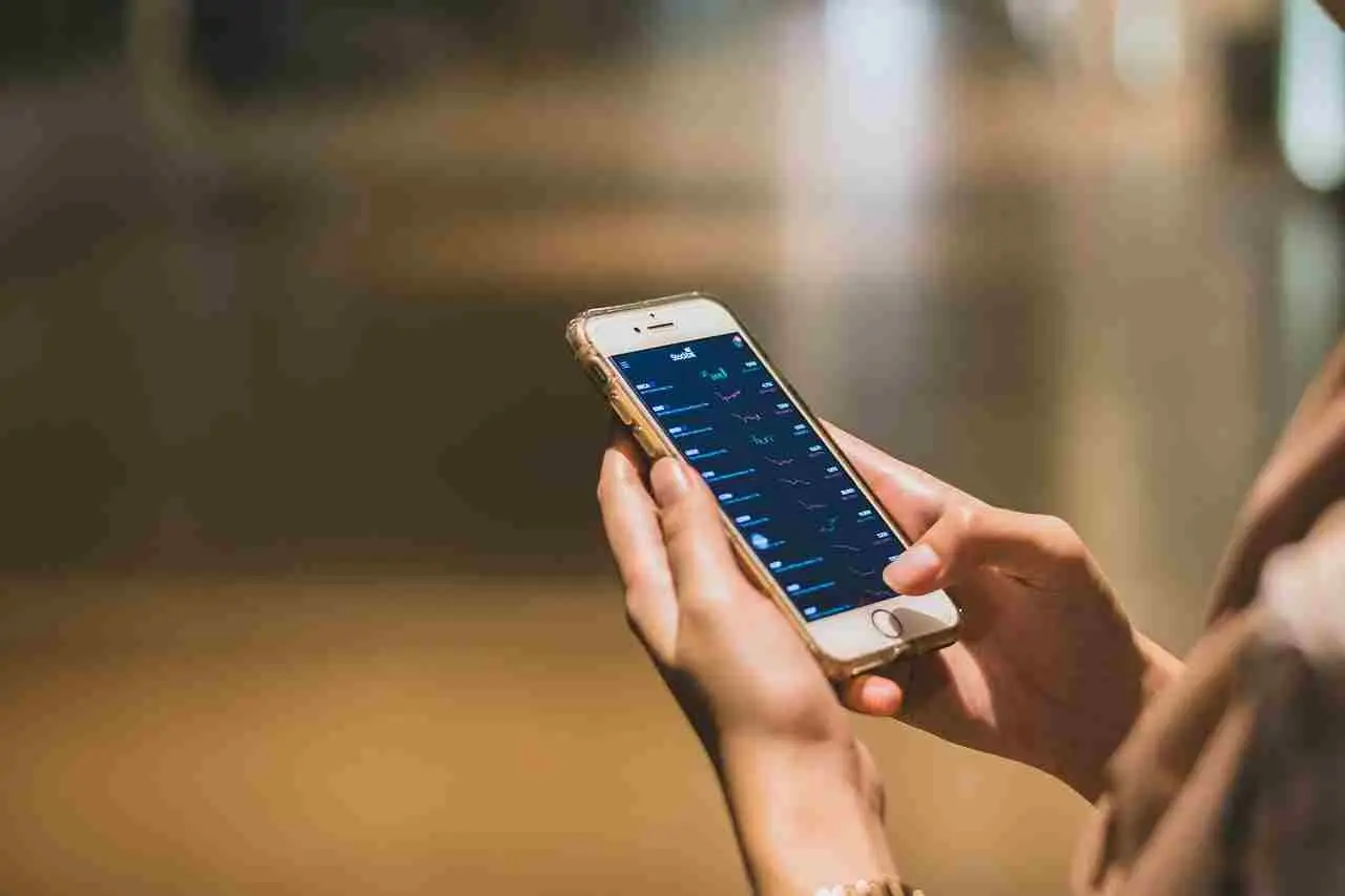 Scopri come bloccare la sincronizzazione automatica dei tuoi dati tra app e dispositivi Scopri come bloccare la sincronizzazione automatica dei tuoi dati tra app e dispositivi